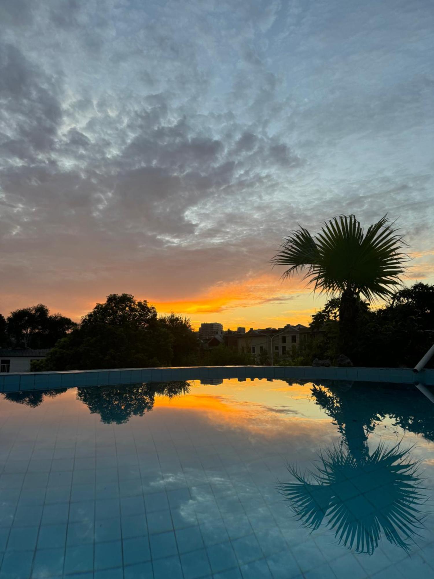 Su Xin Resort Inn Csangcsiacsie Kültér fotó